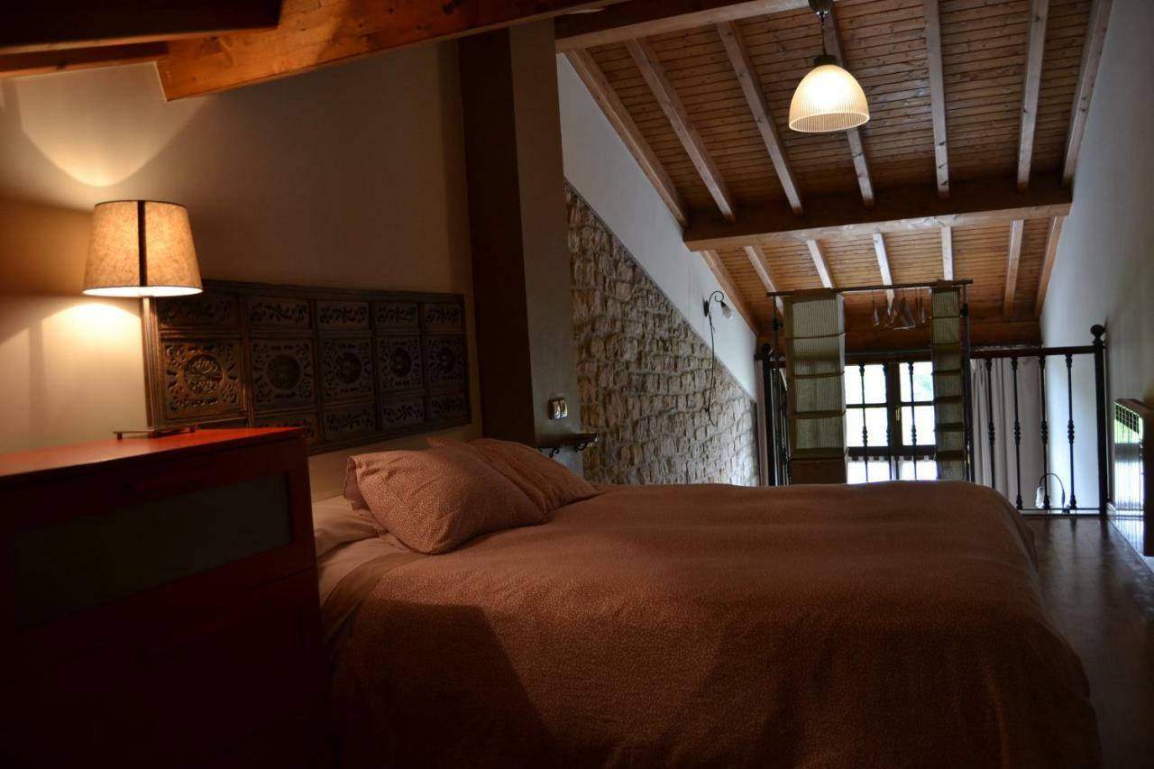Apartamentos Rurales La Cirigueena Oles Zewnętrze zdjęcie